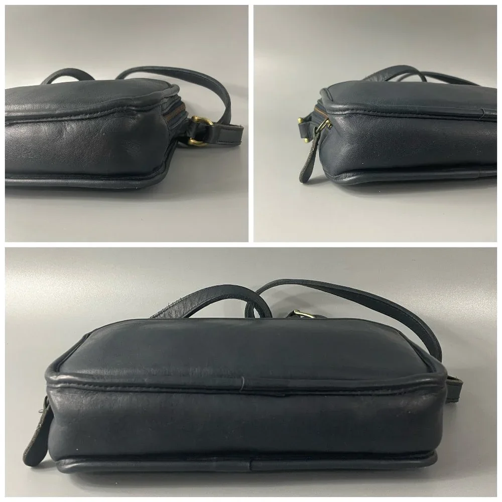 Vintage Coach Multi compartment Zip | #9974 | Navy - Picture 15 of 16
